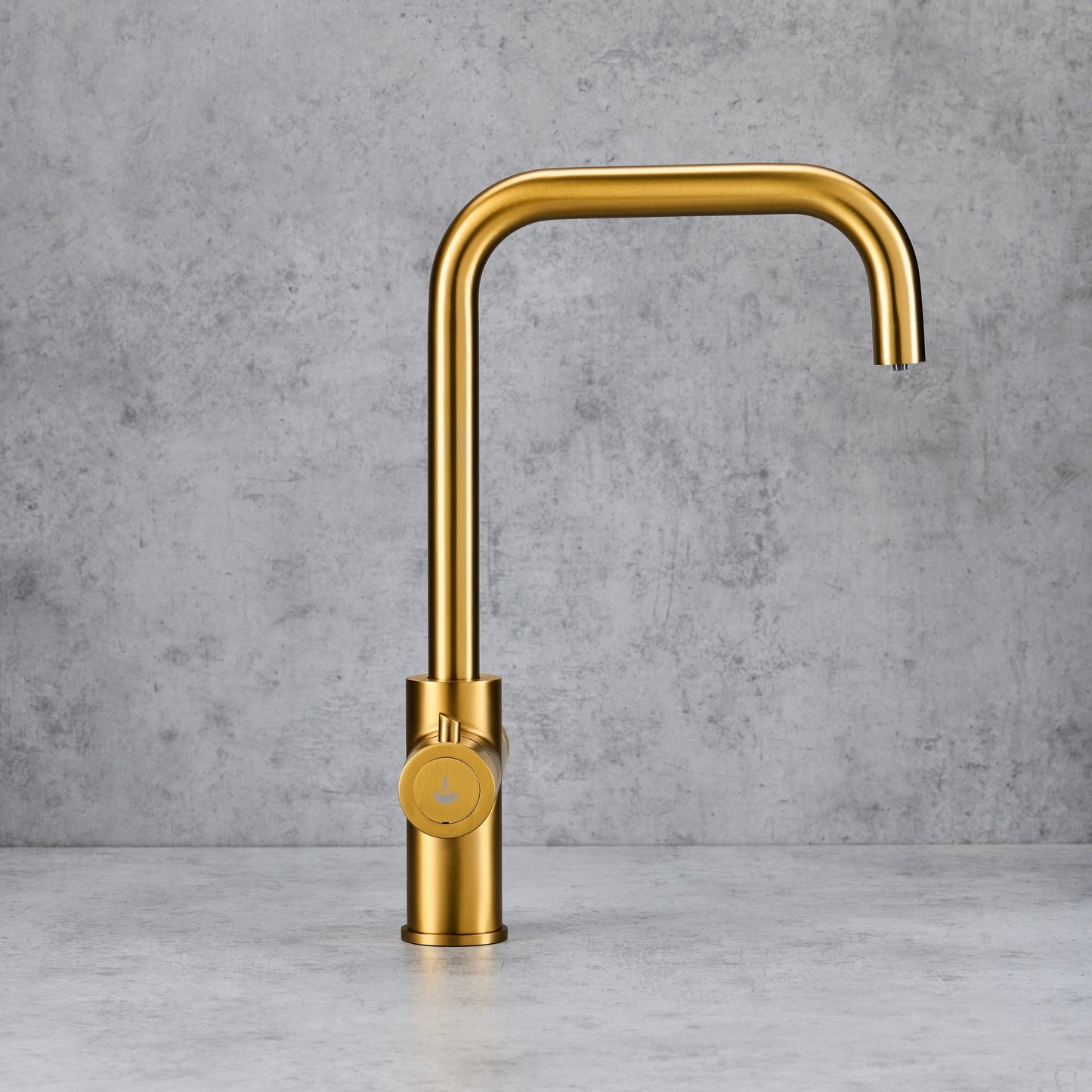 Instant Boiling Water Tap – 3-in-1 Design with Brushed Gold Color
