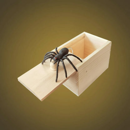 Creepy Crawly Surprise Box – Hilarious Jump Scare Gift
