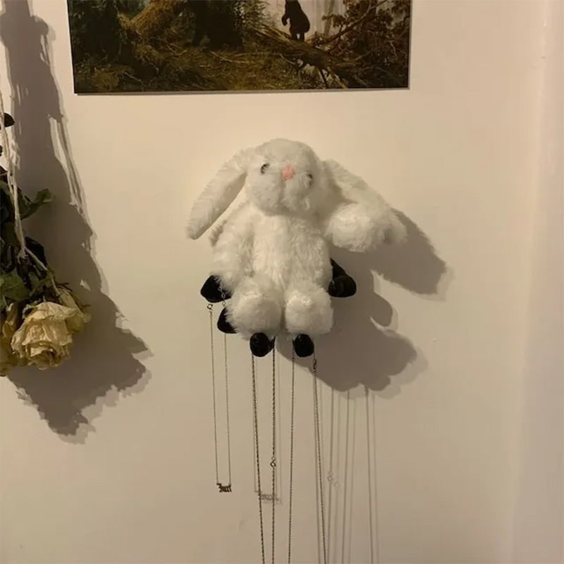 Haunting Hand Wall Hook – Eerie Decor and Key Holder