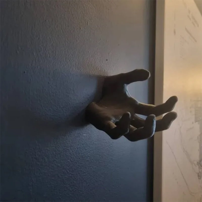 Haunting Hand Wall Hook – Eerie Decor and Key Holder