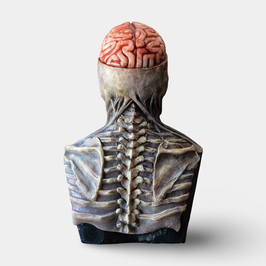 Creepy Skull Sculpture for Haunting Halloween Decor