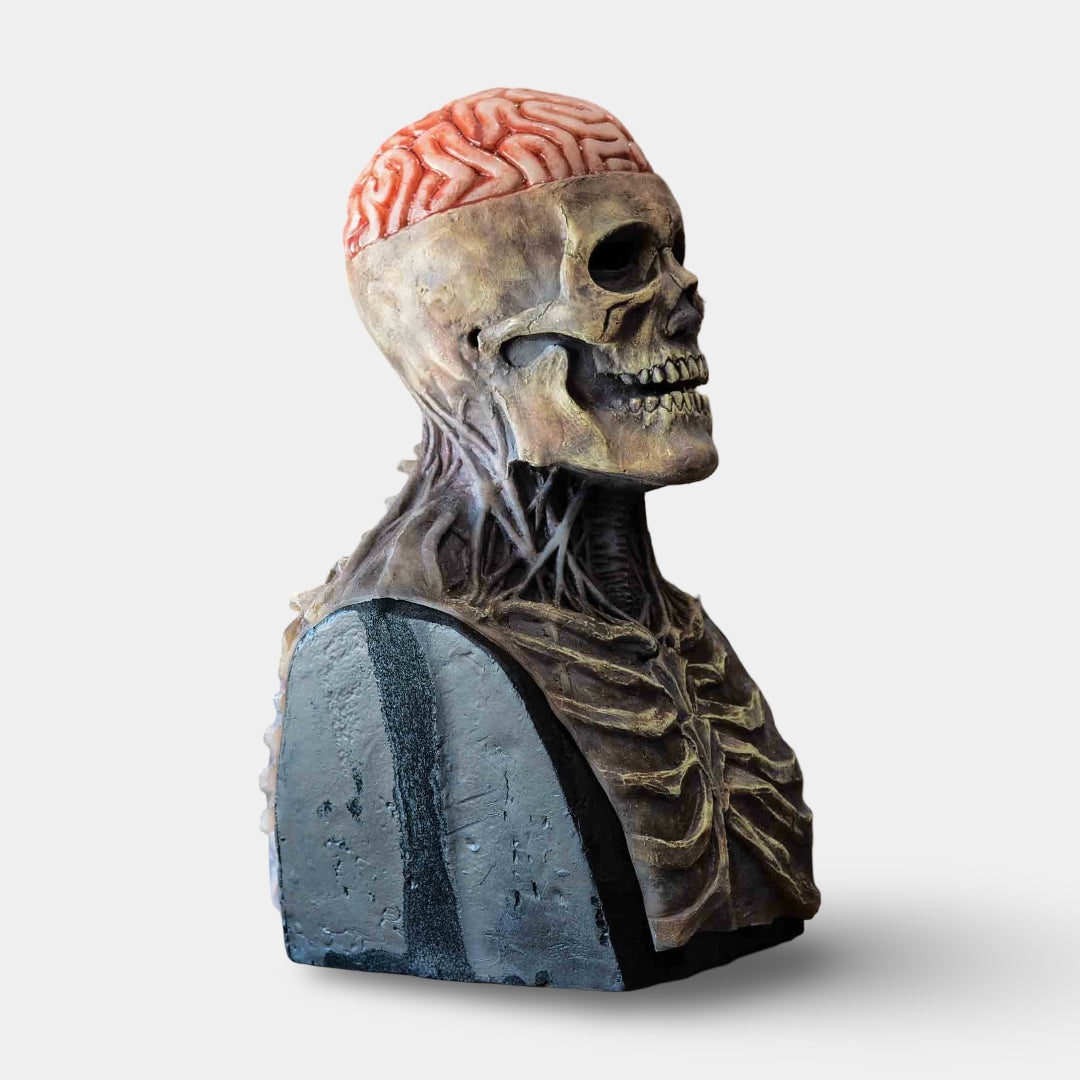 Creepy Skull Sculpture for Haunting Halloween Decor