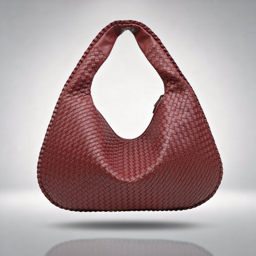 Chic Braided Leather Shoulder Bag with Secure Zip Closure
