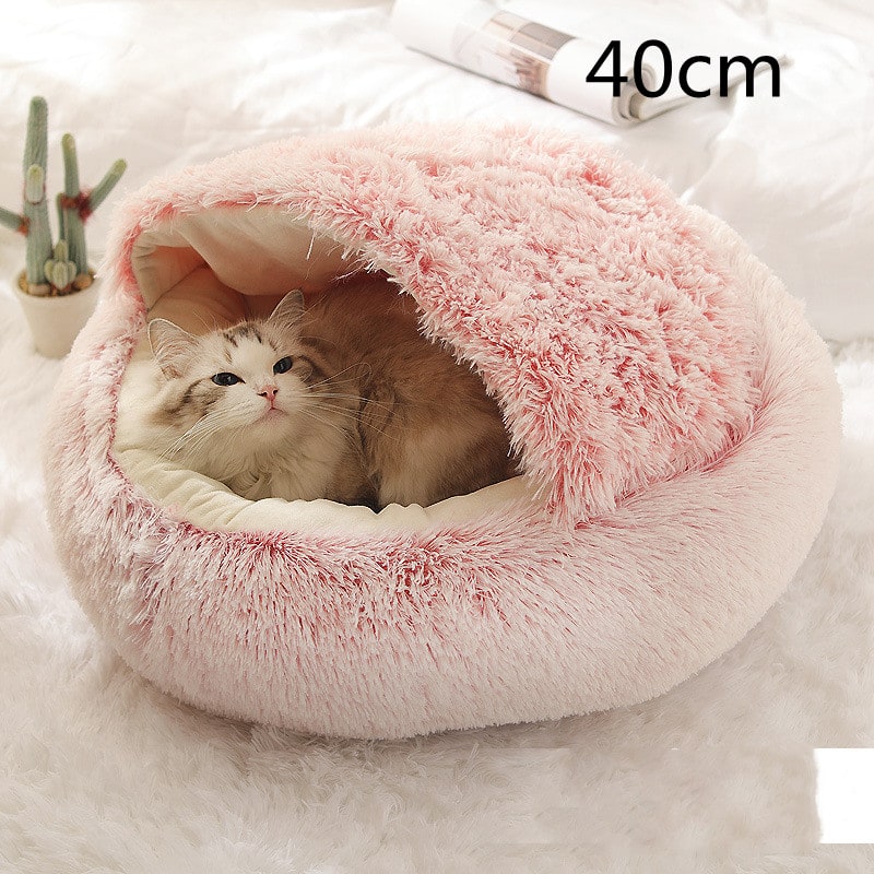 Cavernous Cozy Cat Bed with Plush Enclosure and Supportive Rim