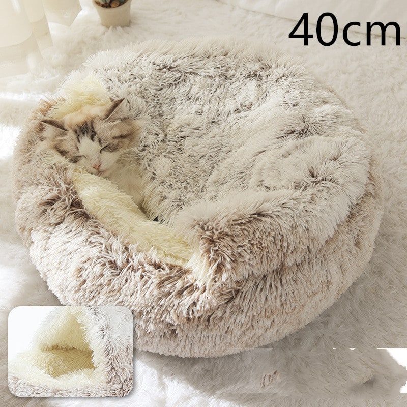 Cavernous Cozy Cat Bed with Plush Enclosure and Supportive Rim