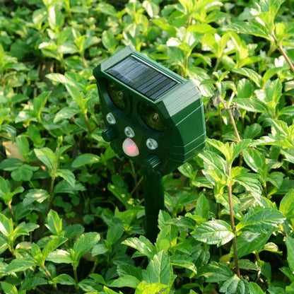 Ultrasound and Noise Sonar Deterrent Repellent Device