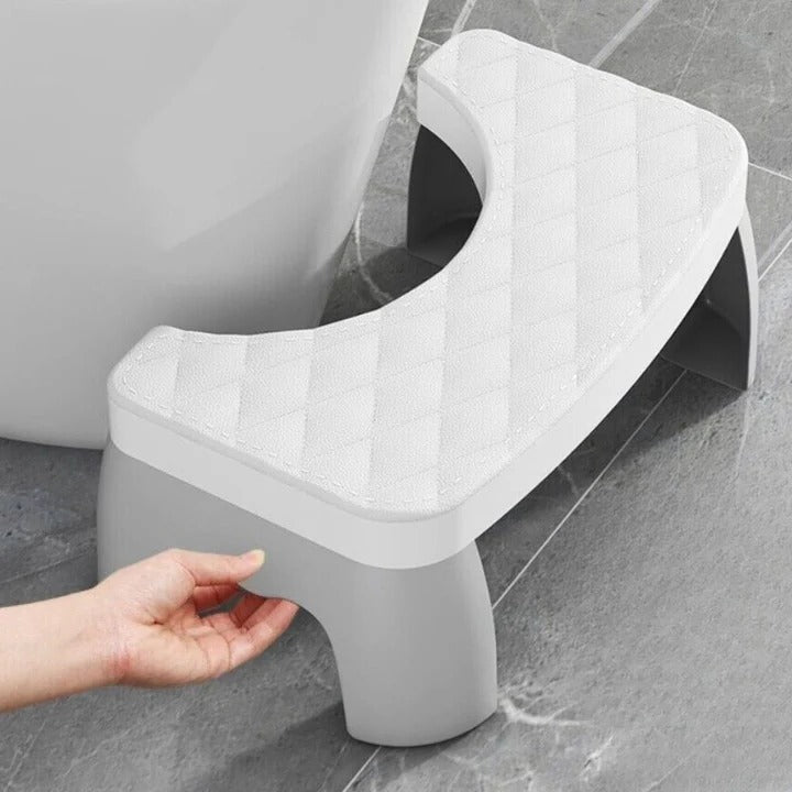 Ergonomic Toilet Stool with Non-Slip Surface – Compact and Sturdy PP Plastic