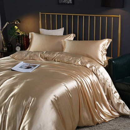 Luxury Silk Bedding Set - 4 Pieces with Duvet Cover and Pillowcases