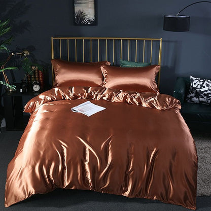 Luxury Silk Bedding Set - 4 Pieces with Duvet Cover and Pillowcases