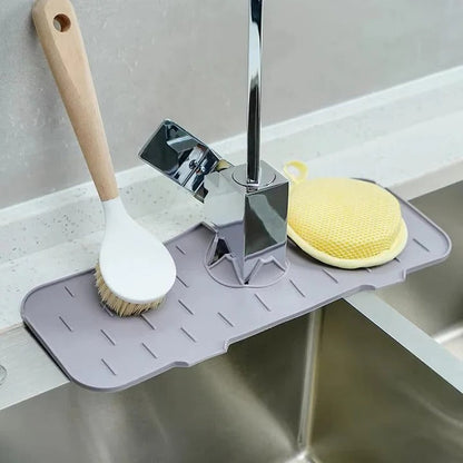 Kitchen Sink Faucet Splash Guard