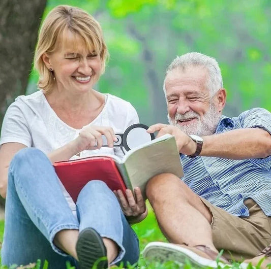 30x Magnifying Lens for Elderly Users