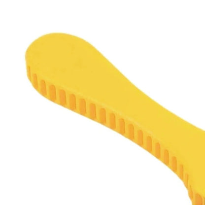 Portable Weeder Tool Featuring Iron Loop Grip