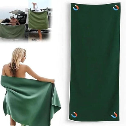 Quick-Dry Beach Towel with Magnetic Closure