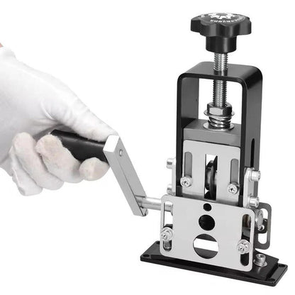 Handheld Wire Stripping Tool
