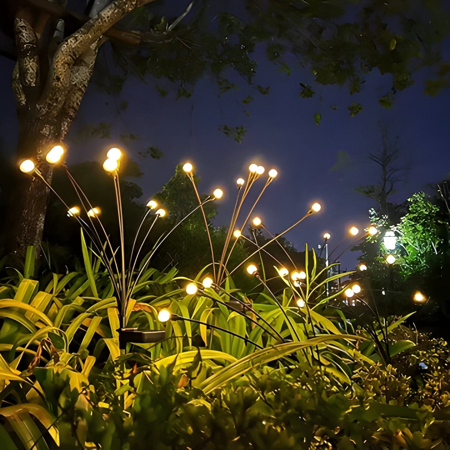 Outdoor Solar Garden Lights for Pathway and Landscape Illumination