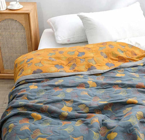 Reversible Throw Blanket for Cozy Home Decor with Nature Motif