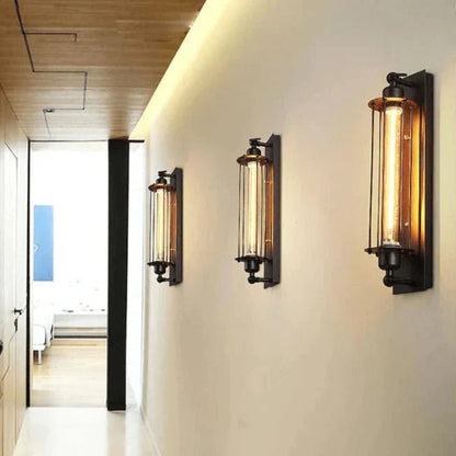 Stylish Vintage-Design Wall Light with Warm LED Illumination