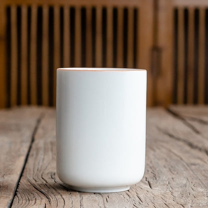Elegant Handleless Ceramic Tea Cup with Unique Crackle Finish