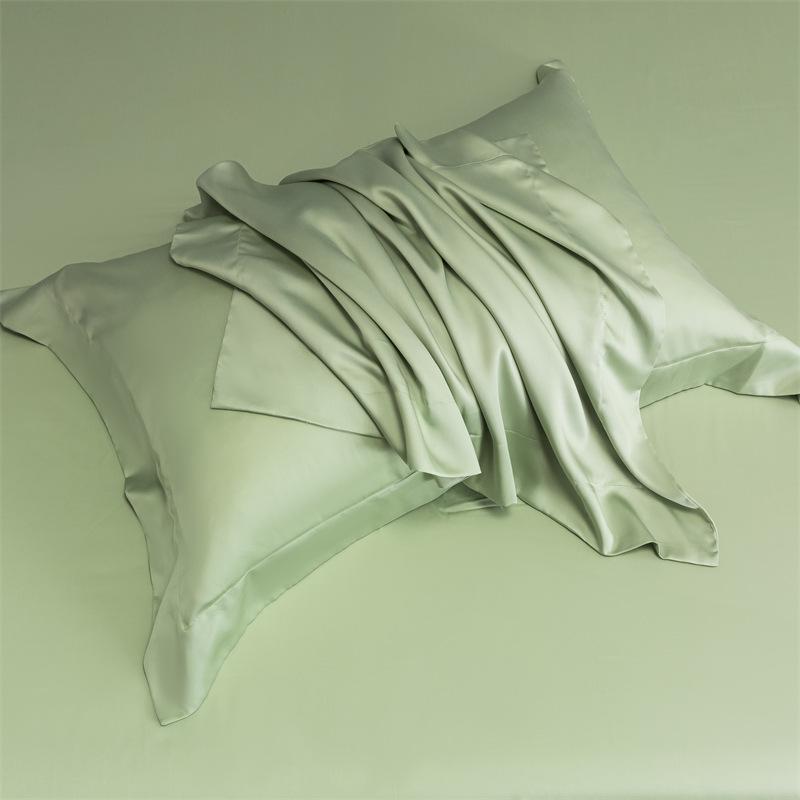 Set of 2 Natural Silk Pillowcases with Zipper for Hair and Skin