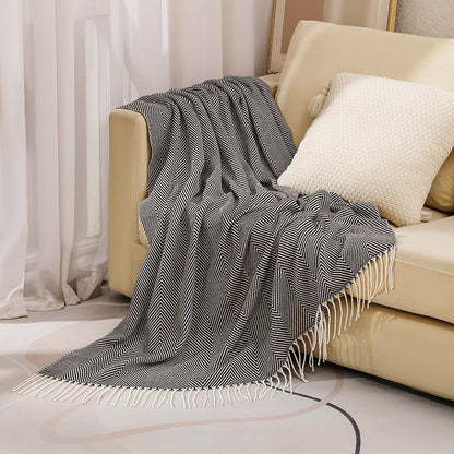 Luxurious Cotton Herringbone Throw Blanket with Fringe