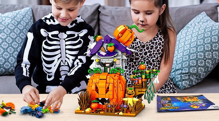 Spooky Halloween Building Blocks Set for Creative Fun