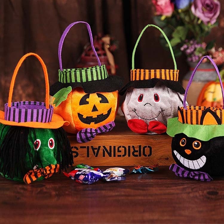 Delightful Plush Trick-or-Treat Bag for Halloween Adventures