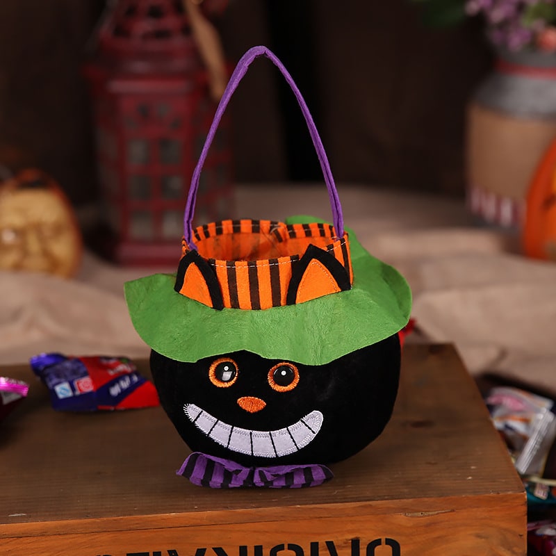 Delightful Plush Trick-or-Treat Bag for Halloween Adventures