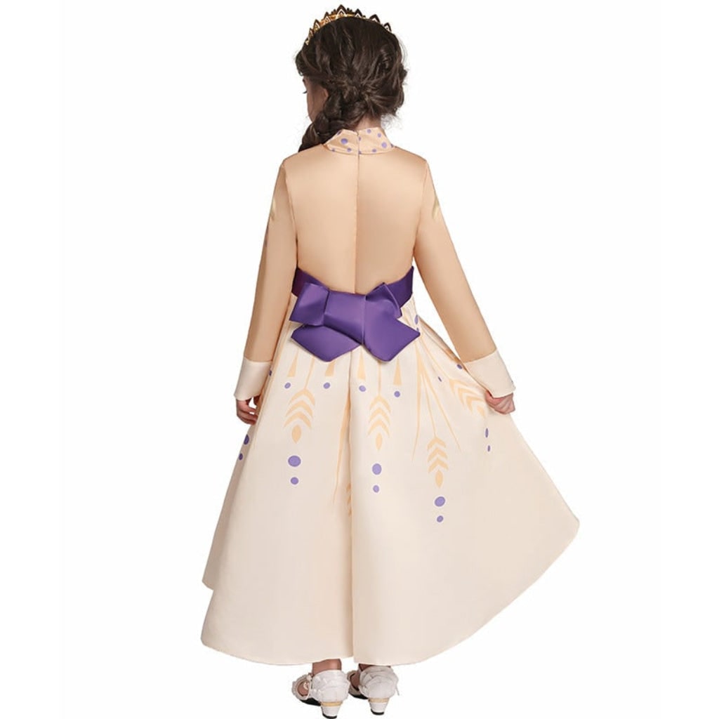 Royalty Awaits: Enchanting Dress-Up Set for Young Princesses