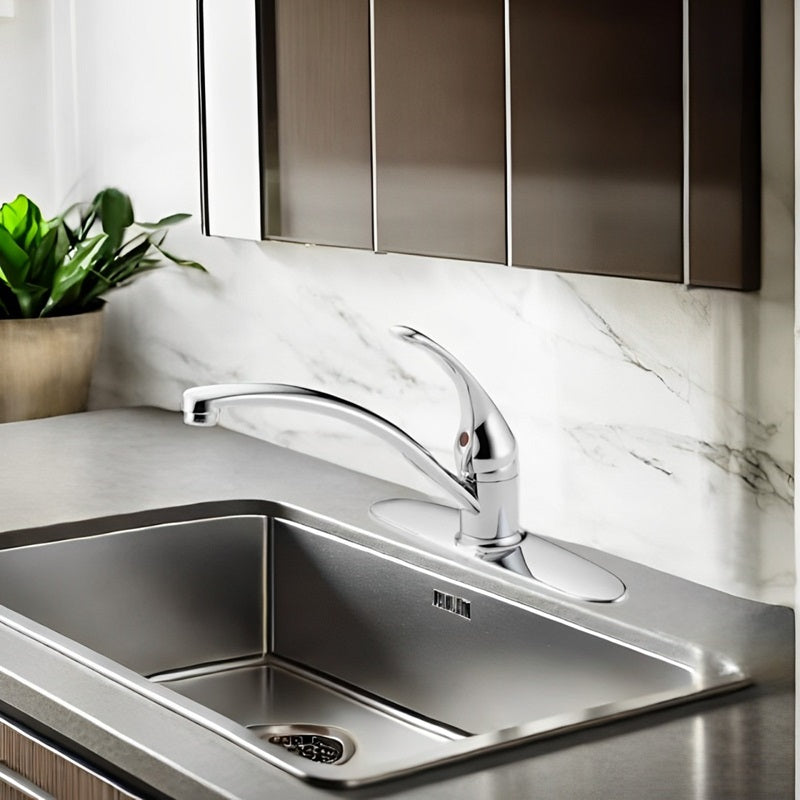 360-Degree Swivel Kitchen Faucet with Single Handle