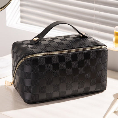 Checkerboard Embossed PU Leather Makeup Bag – Multiple Compartments, Water-Resistant for Travel and Daily Use