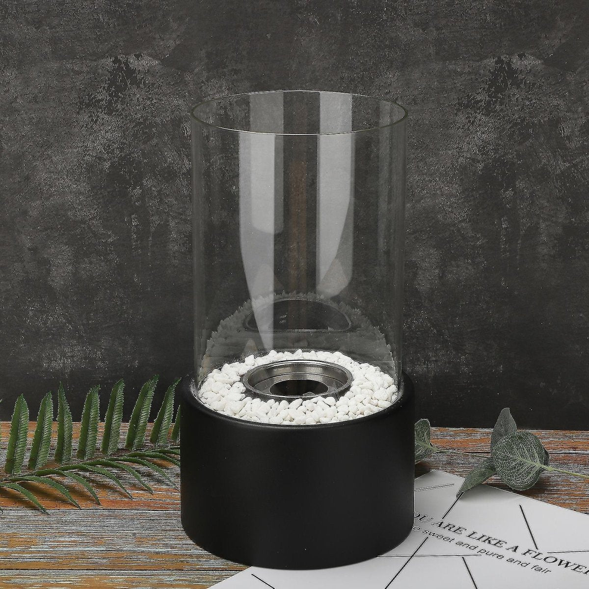 Kerosene Lantern – Decorative Oil Lamp with Metal and Glass Design