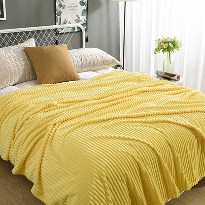 Cozy Fleece Blanket | Elegant Cover for Year-Round Comfort