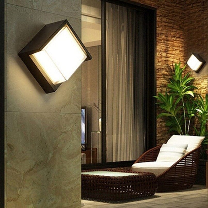 LED Outdoor Wall Light with Integrated Motion Detection Sensor