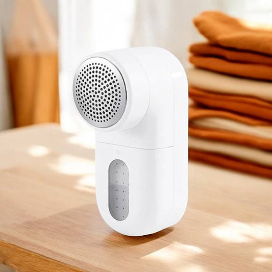 Compact Fabric Shaver for Clothing – Portable Lint Remover