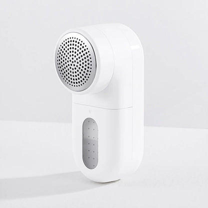 Compact Fabric Shaver for Clothing – Portable Lint Remover
