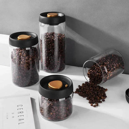 Elegant Vacuum-Sealed Glass Storage Pitcher