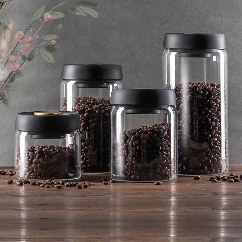 Elegant Vacuum-Sealed Glass Storage Pitcher