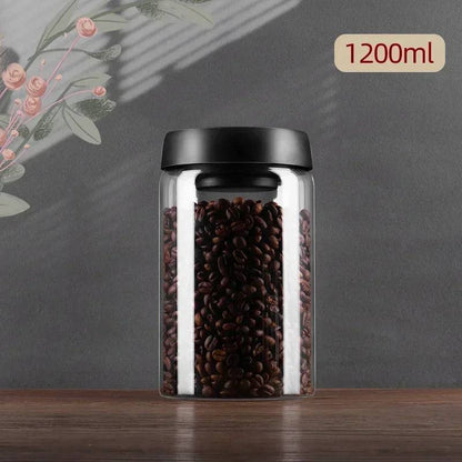 Elegant Vacuum-Sealed Glass Storage Pitcher