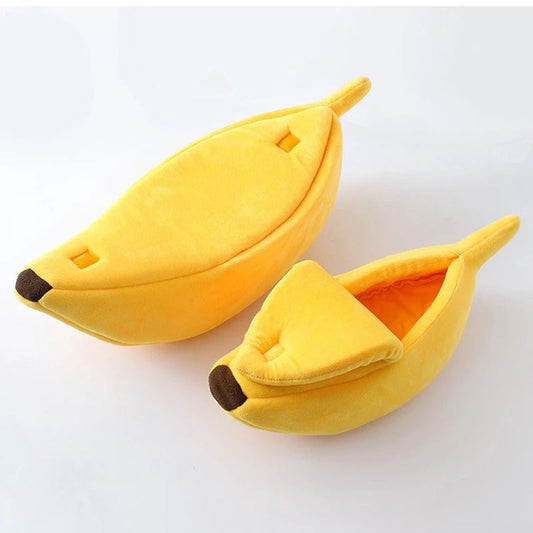 Cozy Cat Bed in Banana Shape