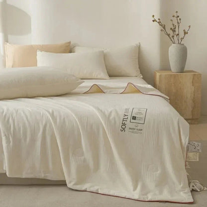 Elegant Jacquard Pattern Quilt by Yamileth