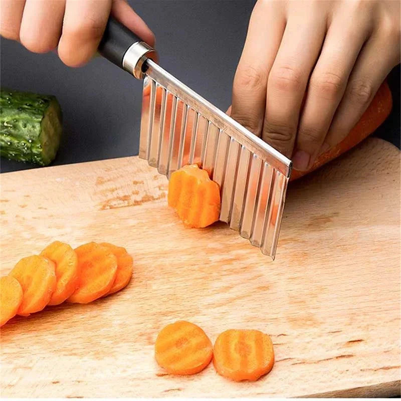 Stainless Steel Wavy Knife for Cutting Vegetables and Fries