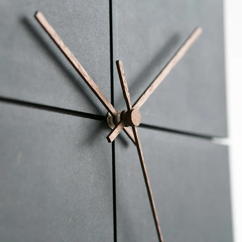 Quiet Quartz Movement Clock for Minimalist Wall Decor
