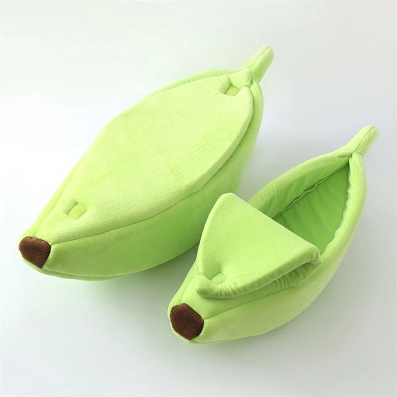 Cozy Cat Bed in Banana Shape