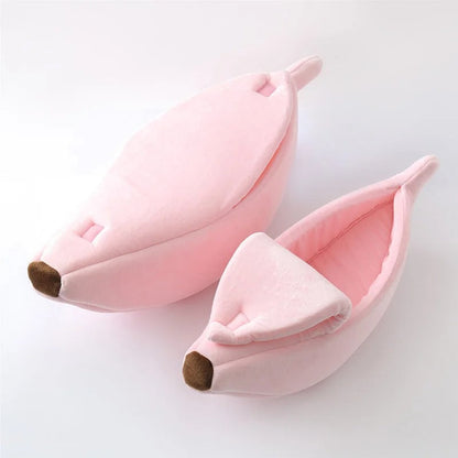 Cozy Cat Bed in Banana Shape