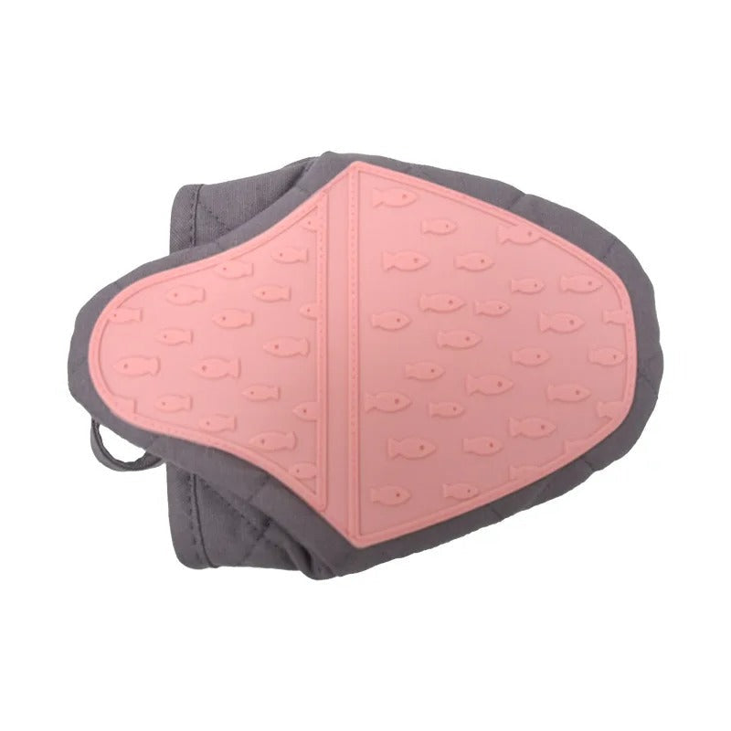 Silicone Oven Mitt in Fish Design – Versatile Kitchen Tool