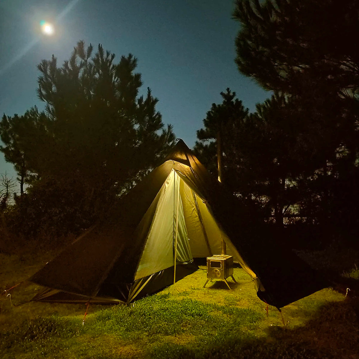 1-Person Tipi Shelter with Chimney Window - Ultralight Hot Tent