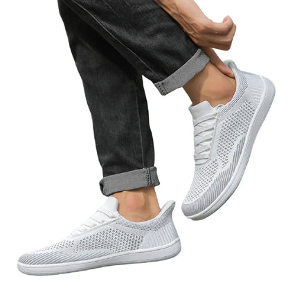 Lightweight Sneakers for Barefoot Experience - Breathable Wide-Toe Design
