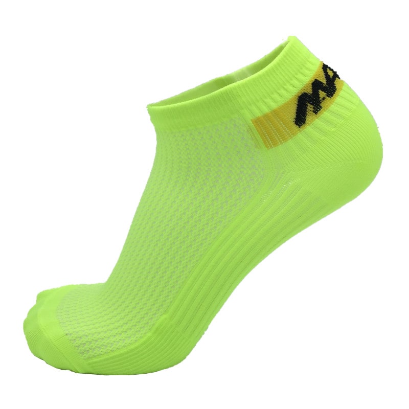 Men's Performance Ankle Socks with Moisture Control & Support