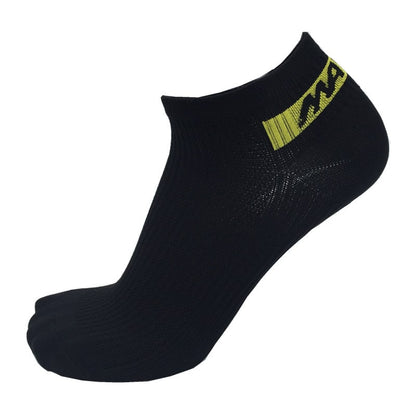 Men's Performance Ankle Socks with Moisture Control & Support