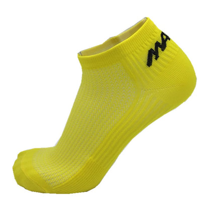 Men's Performance Ankle Socks with Moisture Control & Support